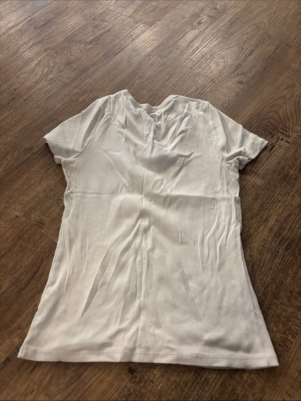 Women’s Top - Picture 4 of 4
